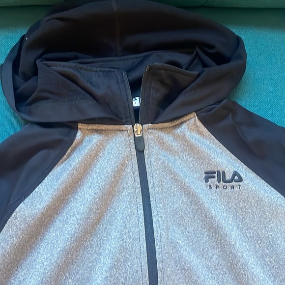 Three active wear zip-ups (all size medium) - Picture 2 of 6